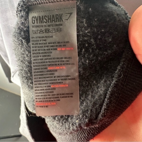 GYMSHARK Men’s Pullover Hoodie Size Large Black - Picture 6 of 7